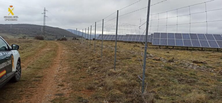 Patrullando cerca de una planta solar en Cillamayor, Palencia.