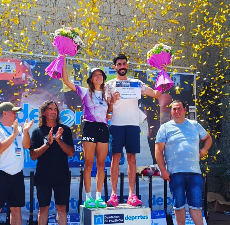 Sara García y Mohammed Ettoumi celebrando su victoria en el circuito Palencia Legua a Legua