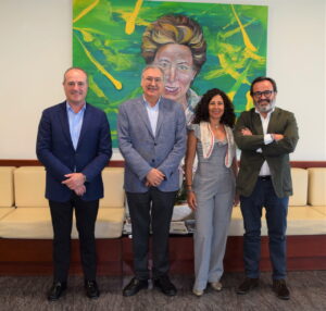 Visita del presidente de AECOC a Galletas Gullón en Aguilar de Campoo