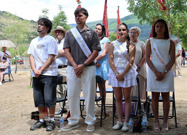 Grupo de personas en la celebración de las Fiestas del Carmen en Barruelo