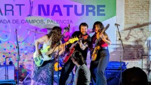 Actuación musical en el festival ArtNature en Boada de Campos