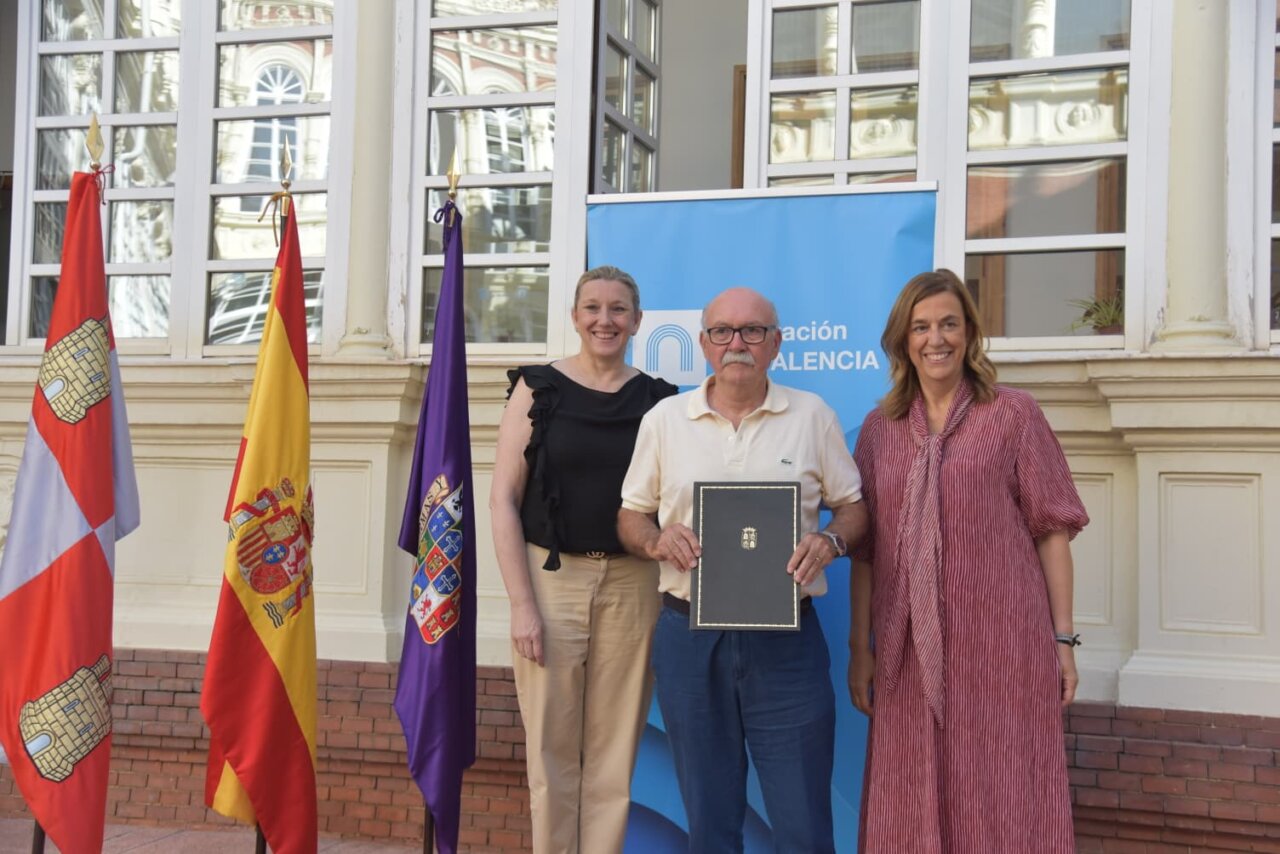 Firma de convenio para rehabilitación de viviendas en Palencia