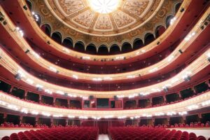 Interior del Teatro Calderón en Valladolid, sede del congreso