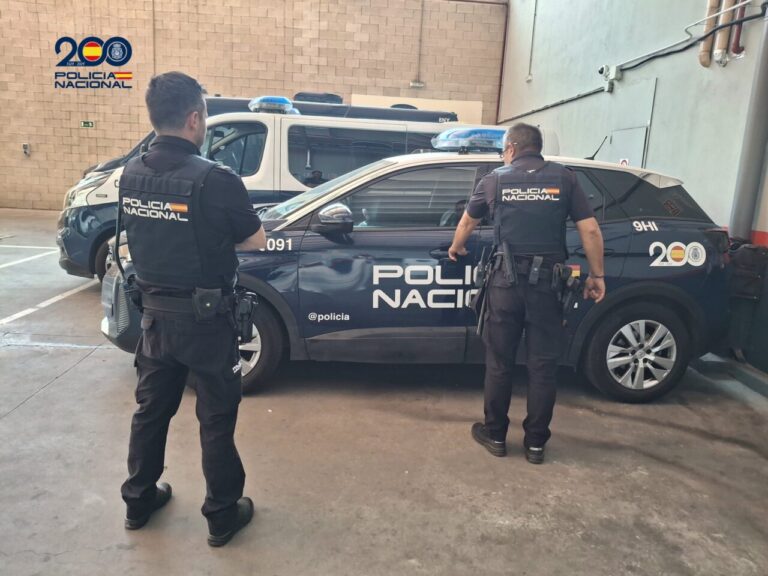 Agentes de la Policía Nacional en una escena de intervención policial