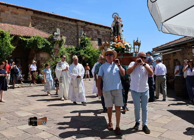 Romería y procesión en el Santuario de Nuestra Señora del Carmen en Barruelo