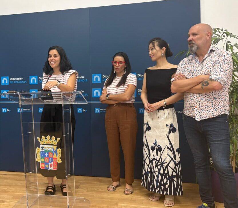 Presentación del III GeoFest en la Diputación de Palencia con varios ponentes.