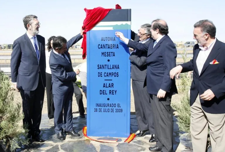 Ceremonia de inauguración de la autovía A-67 entre Palencia y Santander