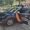 Vehículo de la Policía Nacional en Palencia con un agente