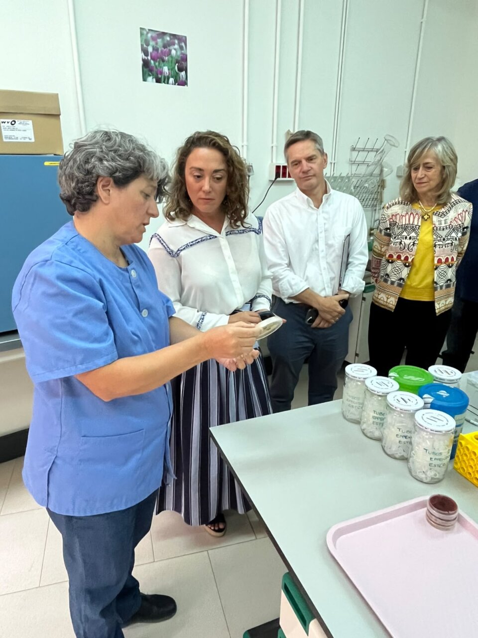 Visita al laboratorio del Centro de Sanidad Forestal en Palencia