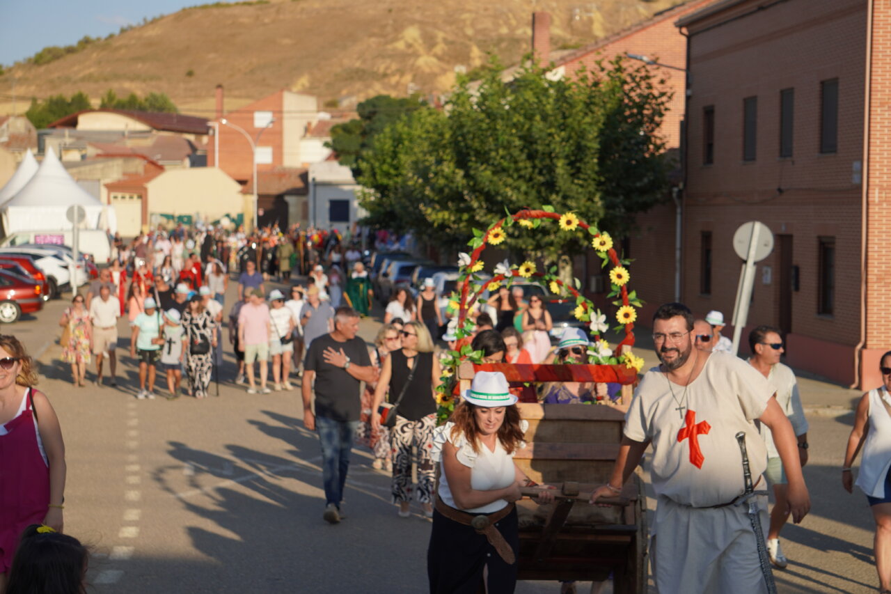 Desfile de participantes en la batalla Nabal en Monzón de Campos