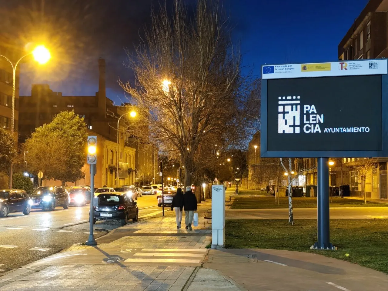 Tráfico en Palencia con semáforos y señalización del Ayuntamiento