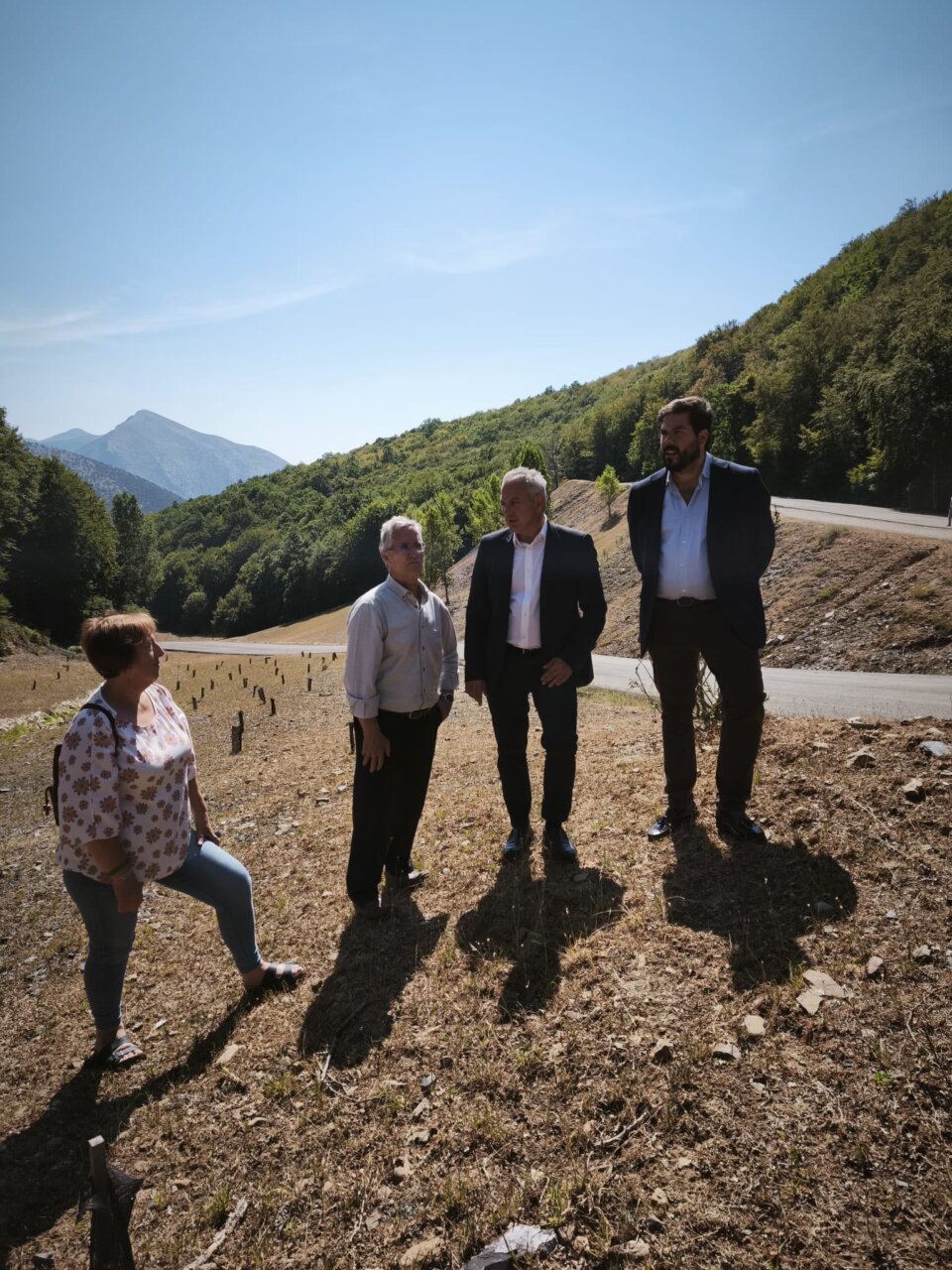 Reunión sobre renaturalización de antiguas minas en Velilla del Río Carrión