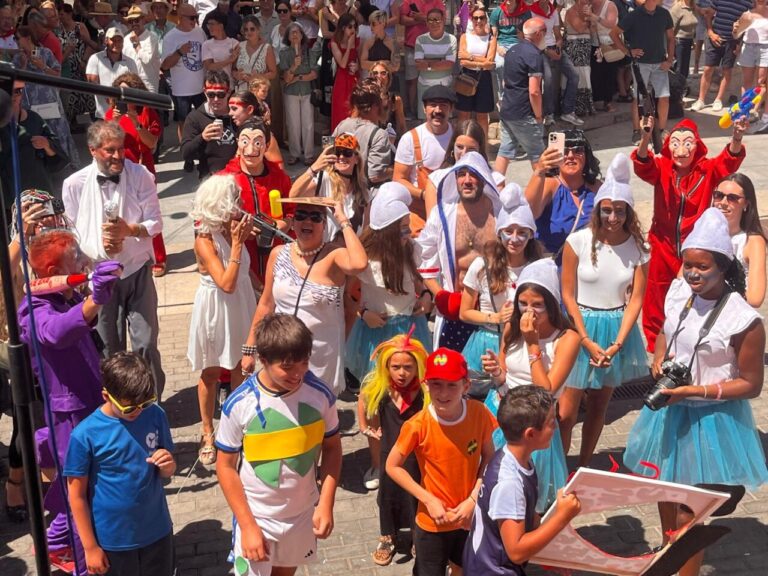 Participantes del Festival de Exaltación del Cangrejo en Herrera de Pisuerga