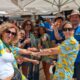 Grupo de personas disfrutando en la fiesta de Interpeñas en Saldaña