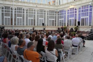 Concierto en el Palacio Provincial con gran afluencia de público