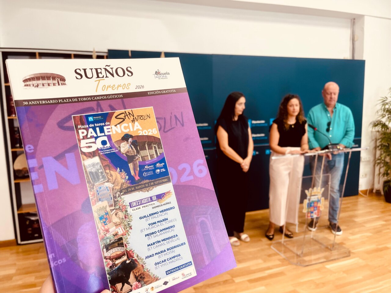 Presentación del almanaque por la Escuela Taurina de Palencia