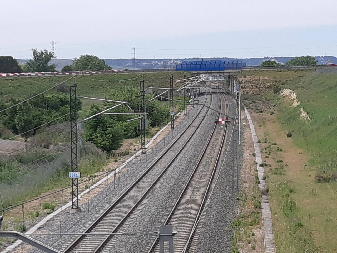 Vías de tren en el cambiador de Villamuriel de Cerrato