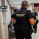 Agentes de la Policía Nacional en una investigación de falsedad documental
