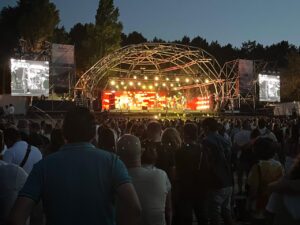 Concierto en el II Festival Música en la Montaña Palentina con gran afluencia de público.