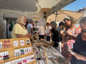 Feria en el Cerrato con artesanía y productos locales en Baltanás