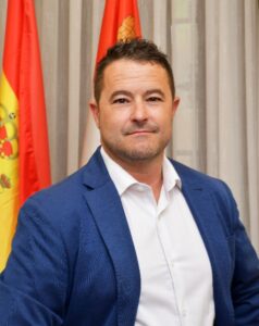 Jacob Nieto en un evento relacionado con las fiestas de Paredes de Nava