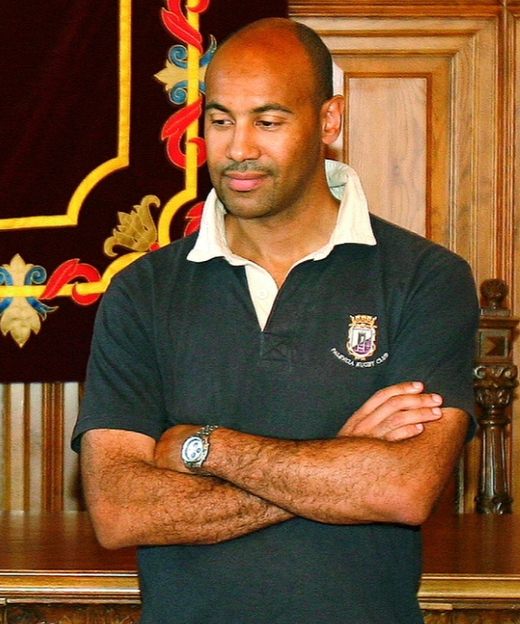 Jorge Vizuete, figura del rugby en Palencia, en una reunión del club.