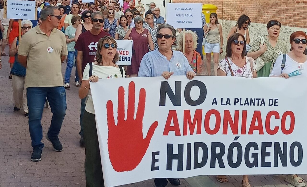 Protesta en Baltanás contra la macroplanta de amoniaco e hidrógeno