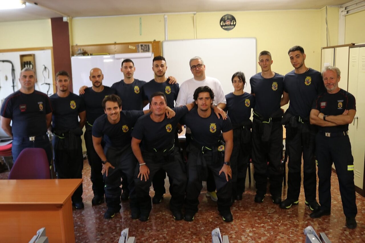 Grupo de nuevos bomberos en formación en Palencia