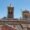 Vista de la torre de la iglesia con paneles solares en Autillo de Campos