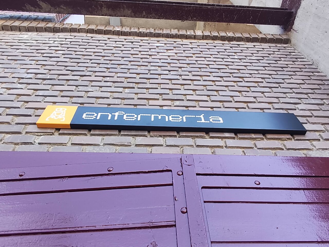 Señalización de enfermería en la Plaza de Toros de Palencia