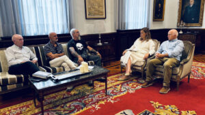 Reunión de la Diputación con representantes de Quintanilla de la Cueza