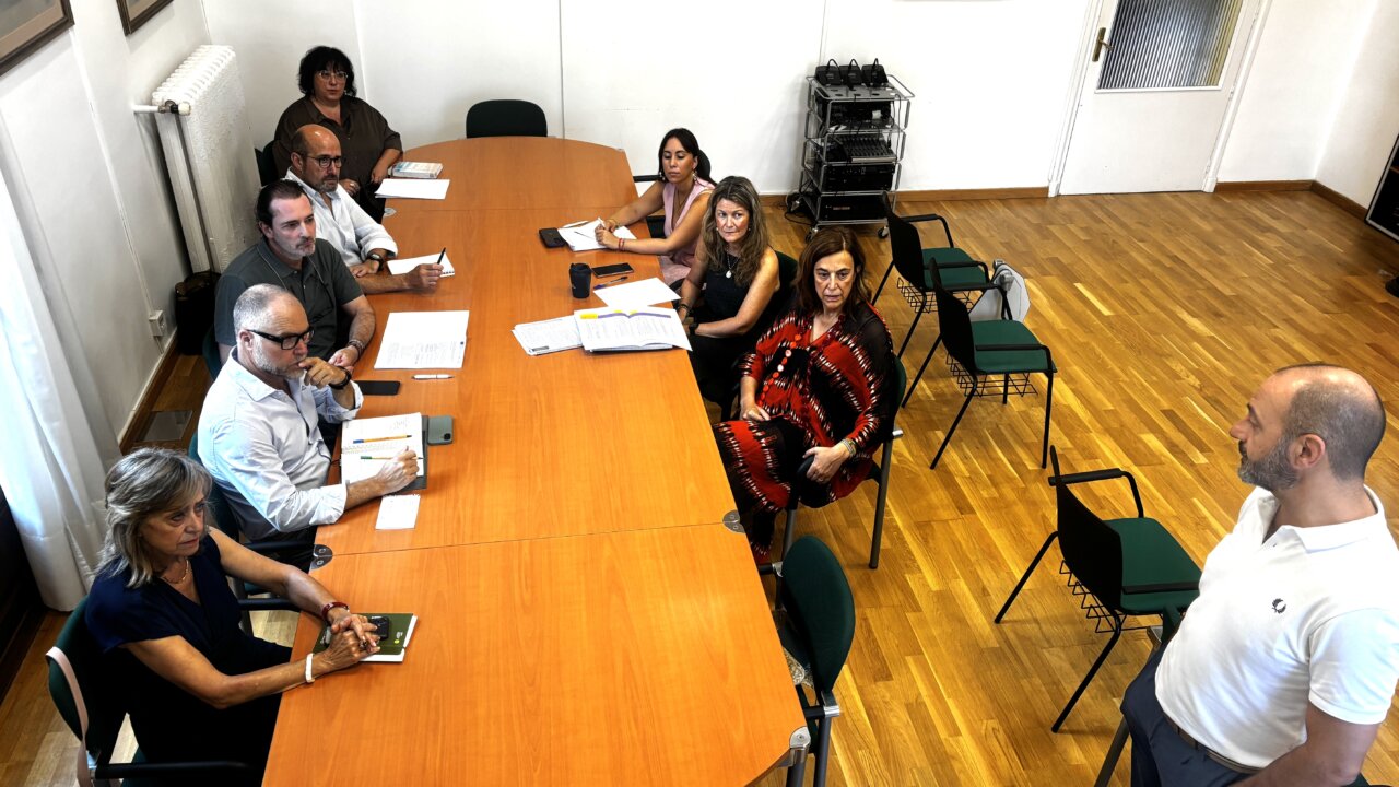 Reunión sobre el Plan de Recuperación en Palencia con varios participantes