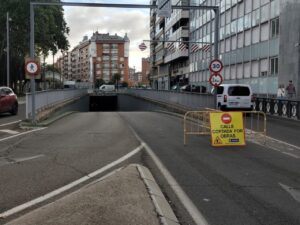 Corte de tráfico en el túnel de Jardinillos por obras en Palencia