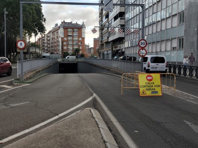 Corte de tráfico en el túnel de Jardinillos por obras en Palencia