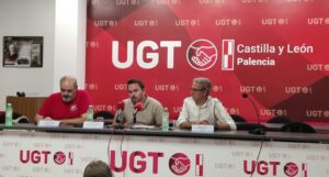 Rueda de prensa de UGT sobre problemas en el operativo contra incendios en Palencia