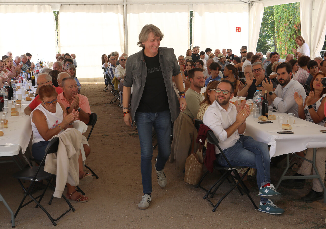 Carlos Martínez en la Fiesta de la Rosa del PSOE en Palencia