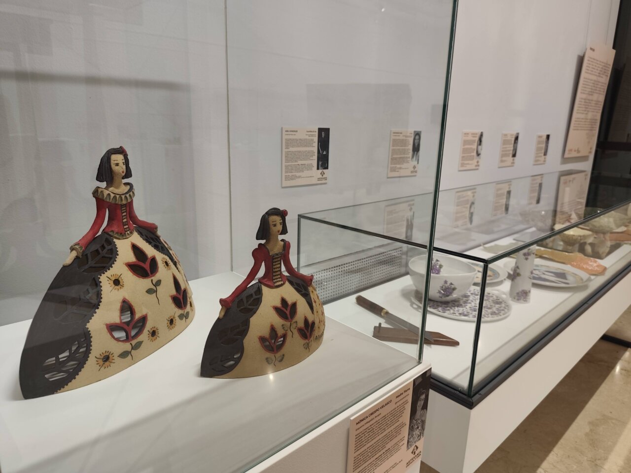 Muestra de artesanía contemporánea en la Biblioteca Pública de Palencia