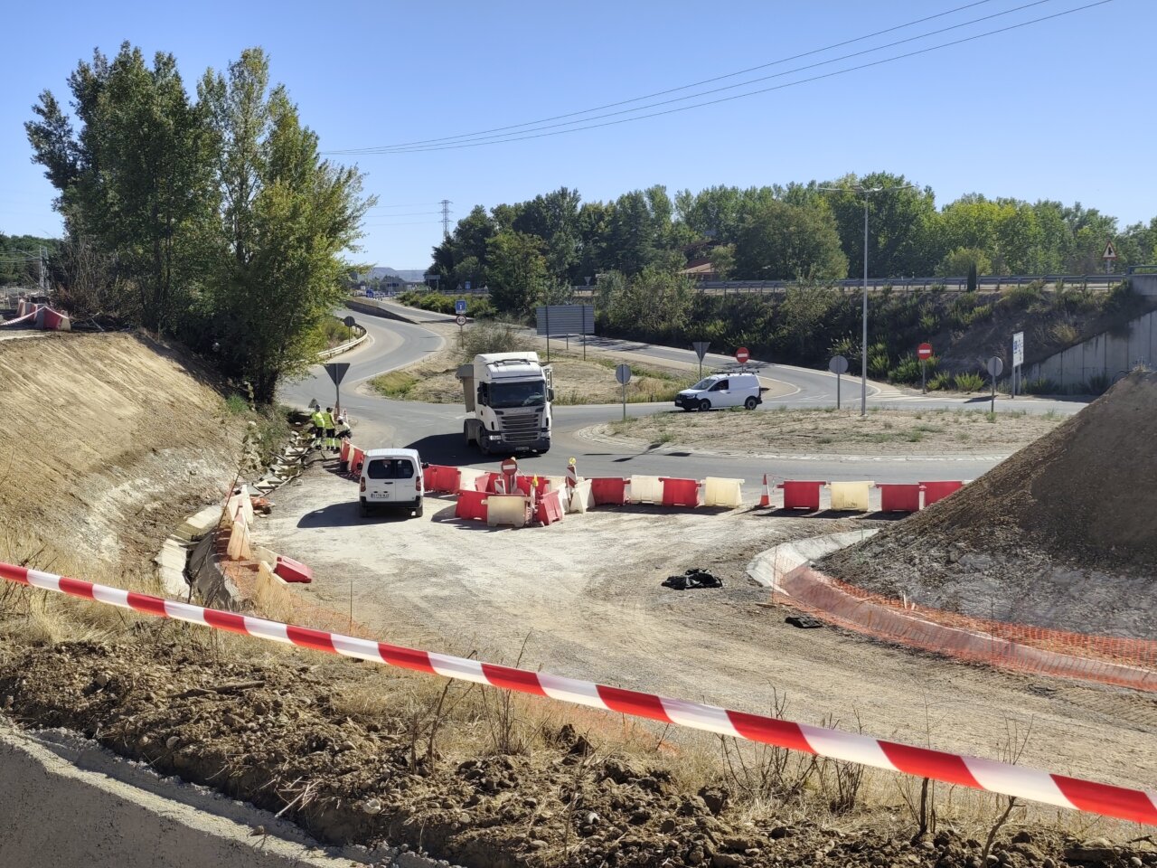 Obras de construcción en el acceso ferroviario al sur de Palencia