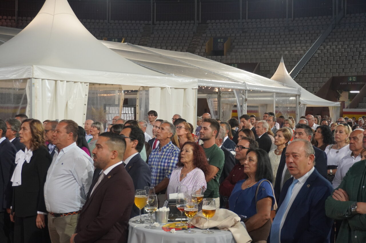 Asistentes a la gala del Día de la Provincia en la Plaza de Toros
