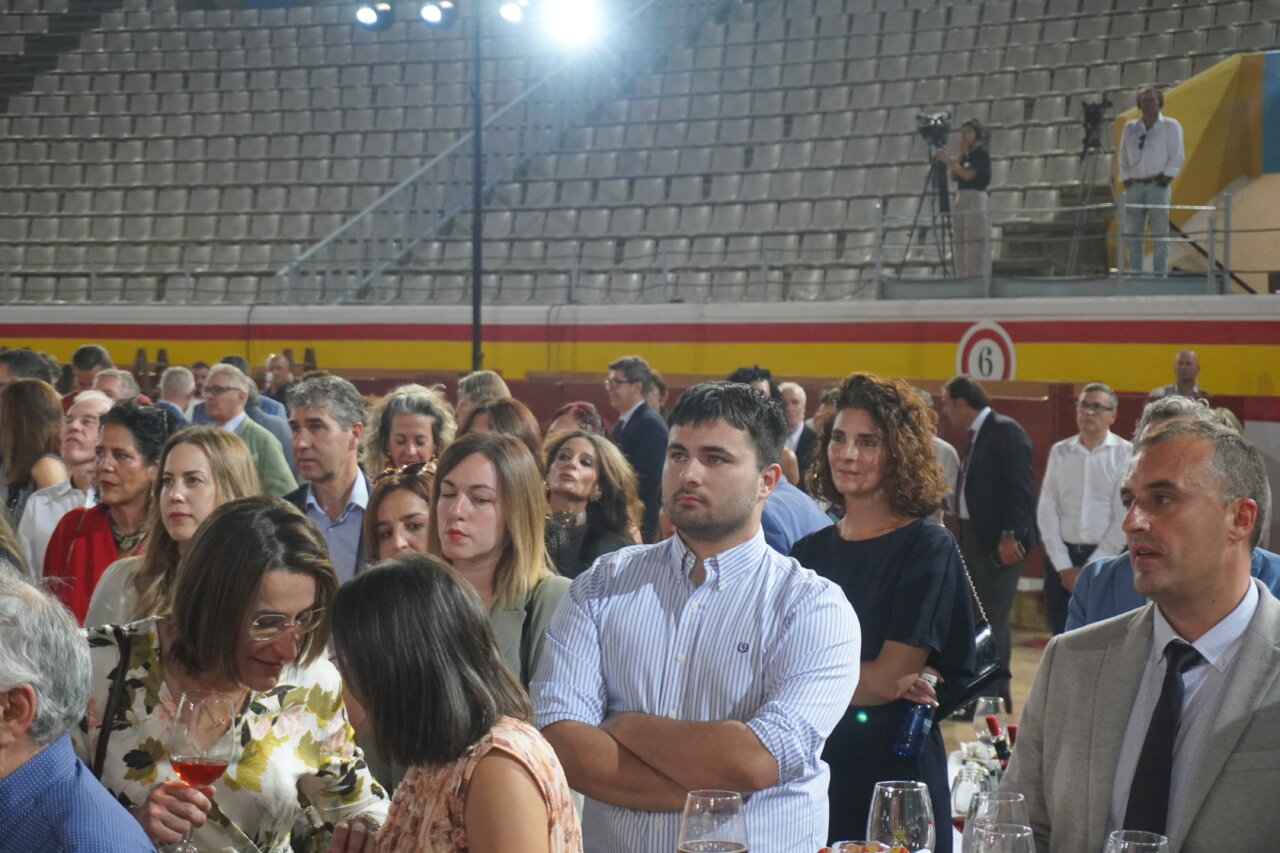 Asistentes a la gala del Día de la Provincia en la Plaza de Toros