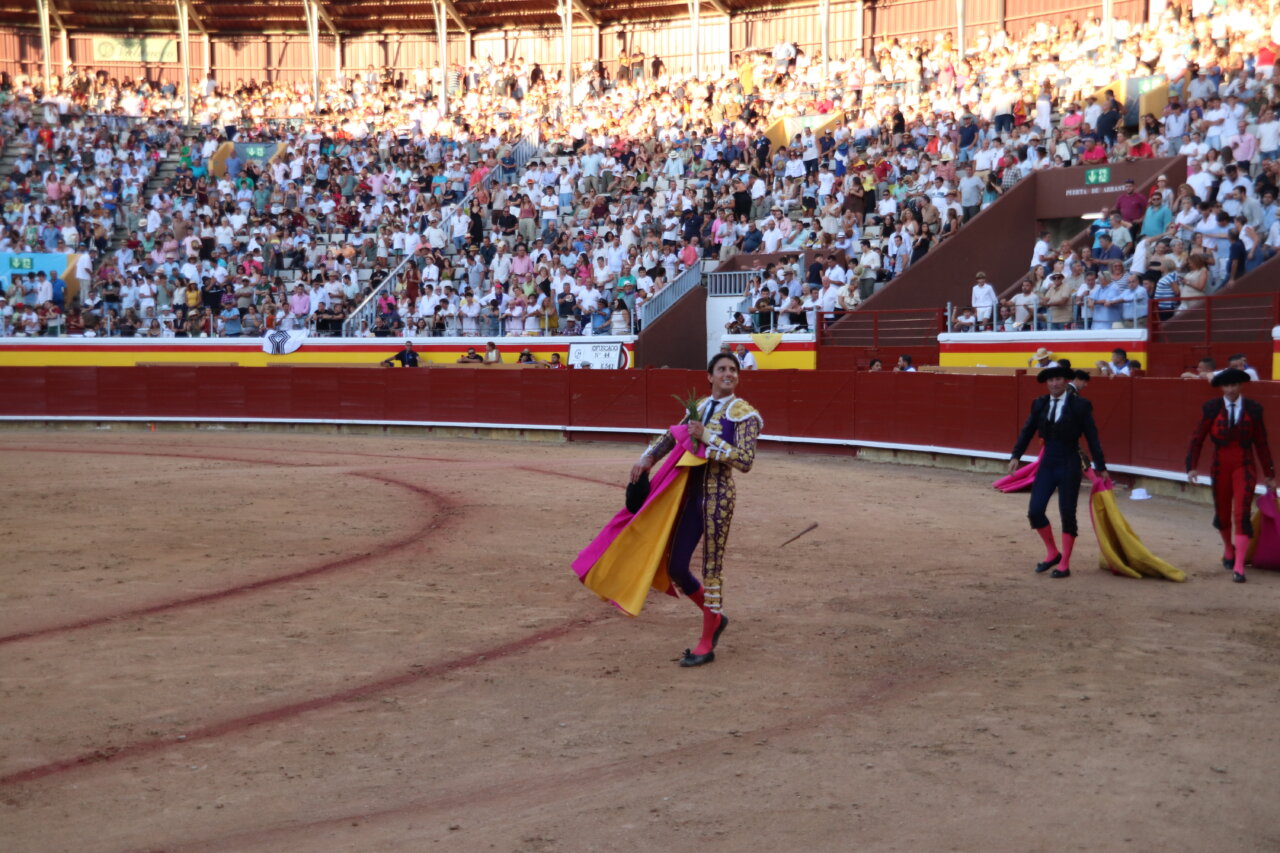 Torero en la plaza de toros de Palencia durante la feria
