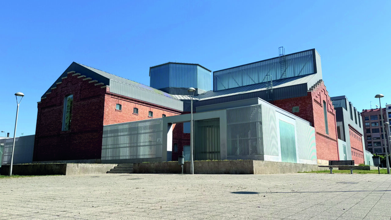 Vista exterior del Centro Cultural Antigua Cárcel en Palencia
