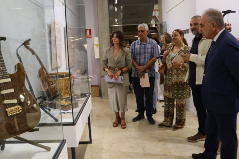 Inauguración de la exposición de artesanía contemporánea en Palencia