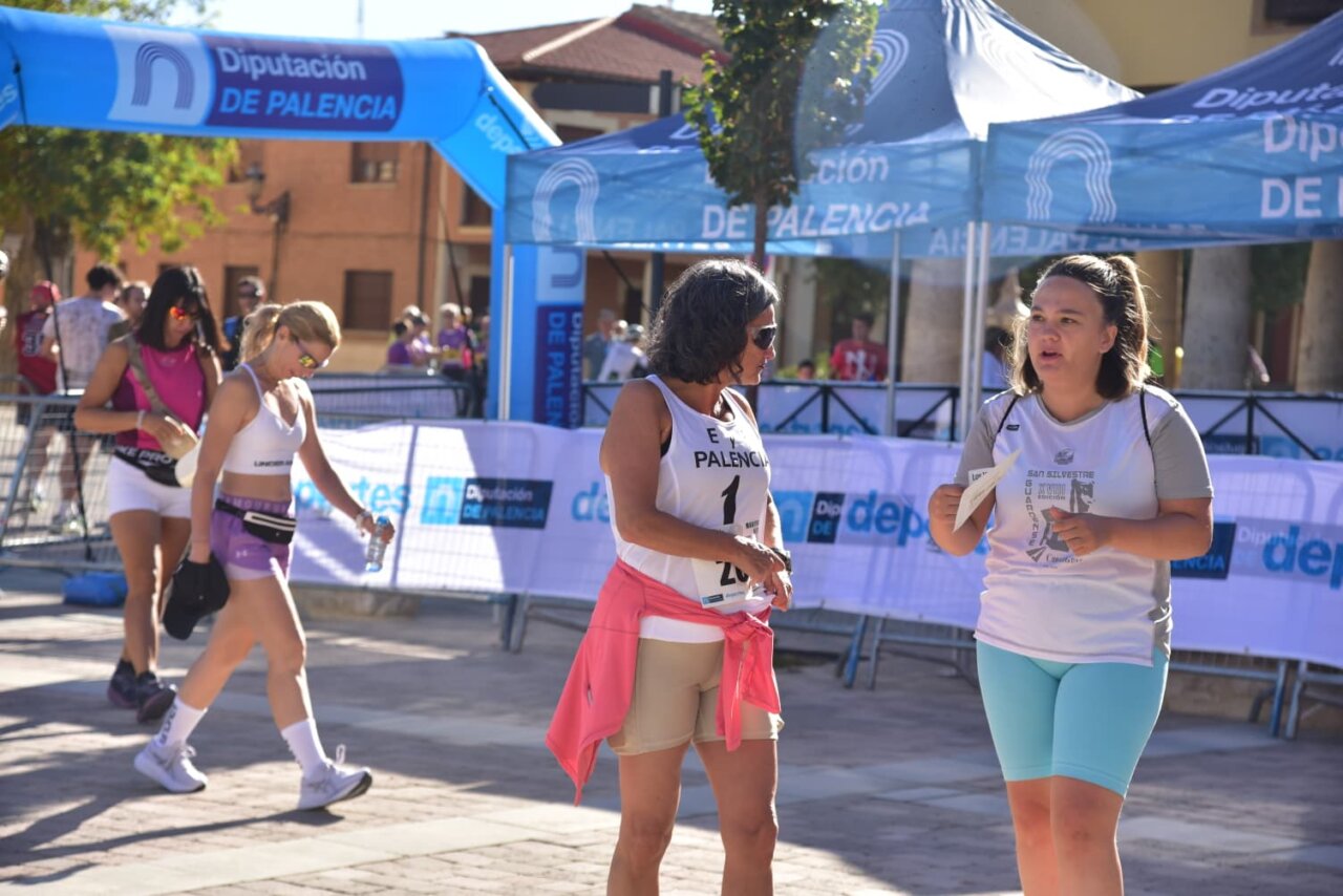 Participantes en la carrera Los 10.000 de Mariano Haro en Palencia