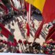 Celebración del Día de la Provincia en Fuentes de Nava con banderas y danzas