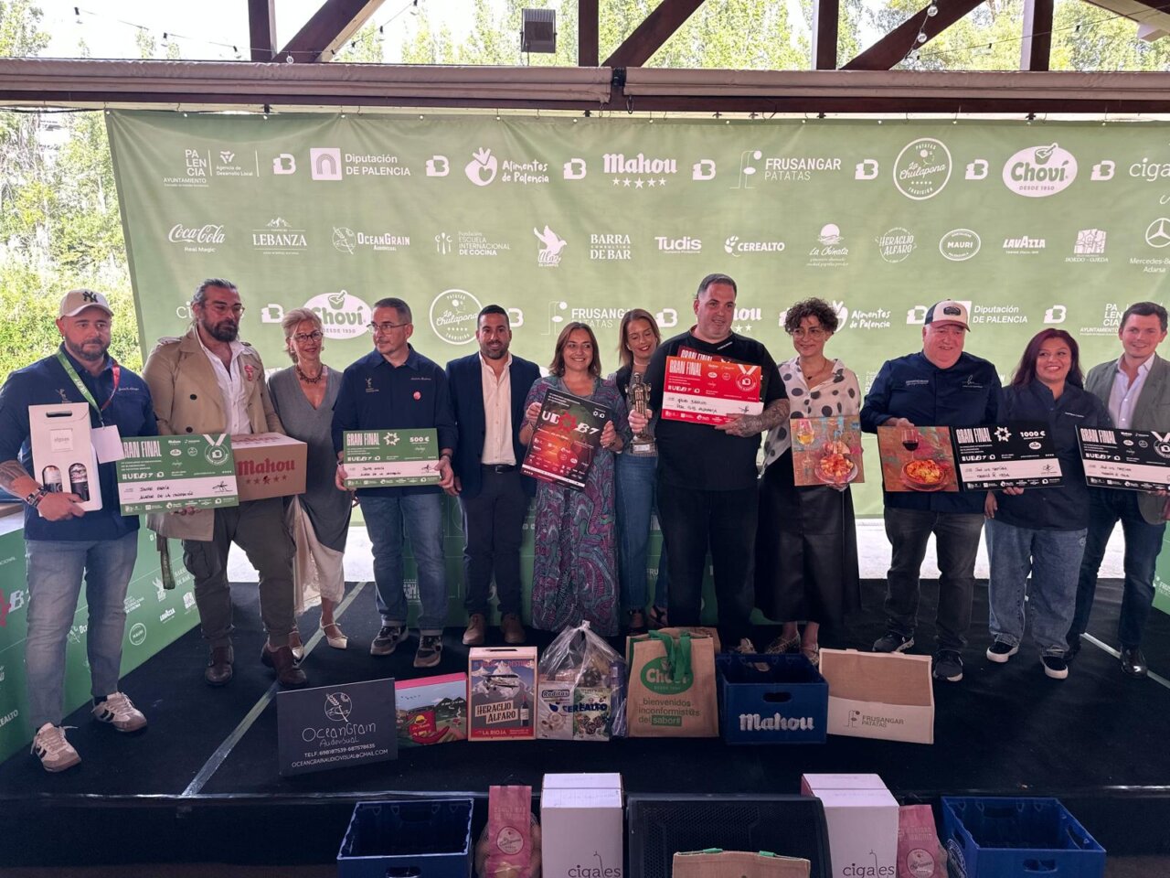 Participantes del VII Concurso Internacional de Patatas Bravas en Palencia