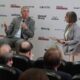 José Vicente de los Mozos hablando en un foro económico sobre Renault y el futuro de la automoción