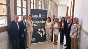 Miembros del jurado del Premio Alejandro Nieto en un evento