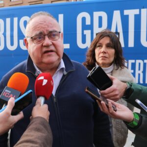 Rueda de prensa sobre el nuevo hospital de Palencia con representantes del PP