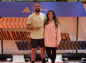 Juan Carlos Aguado y otra persona en evento de fitness